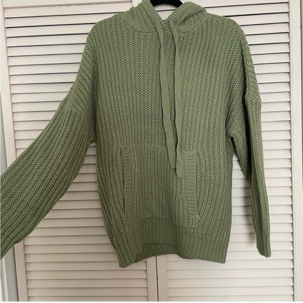 knit hoodie